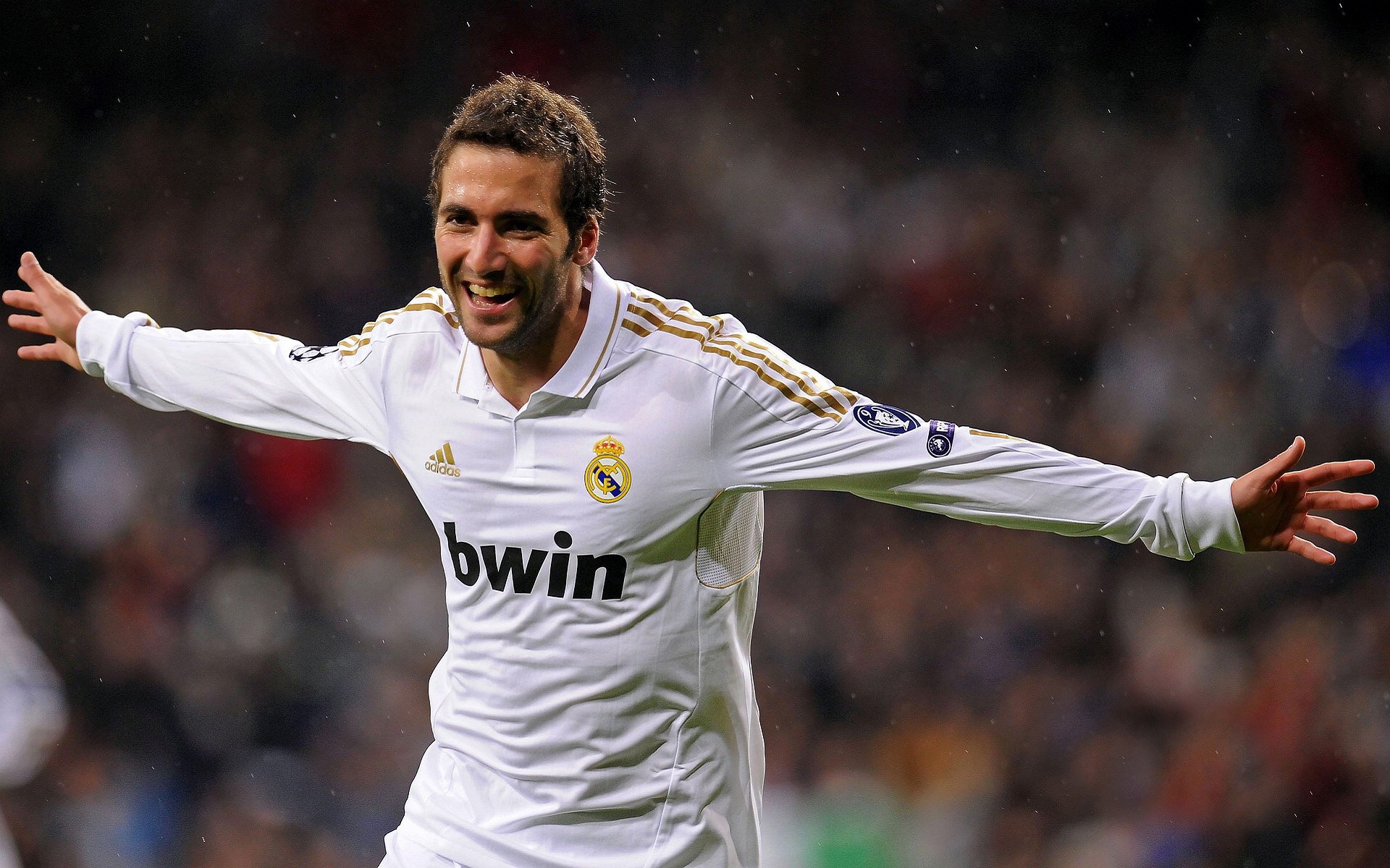 意甲战队备战全力以赴，冲击冠军荣誉，意甲争冠